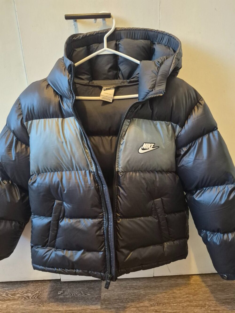 Nike Boys Winter Puffer Jacket - Black - Youth Large